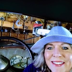 Meet your Posher, Valain